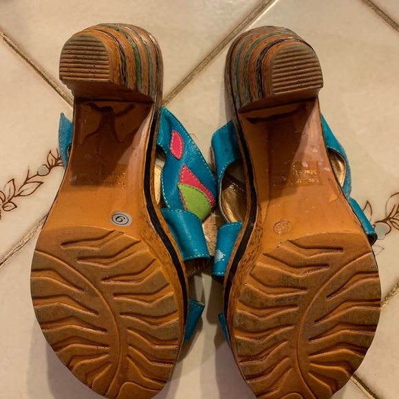 🌼Gorgeous Heal Sandals Multicolored Flowers Sz 9 - Picture 5 of 5